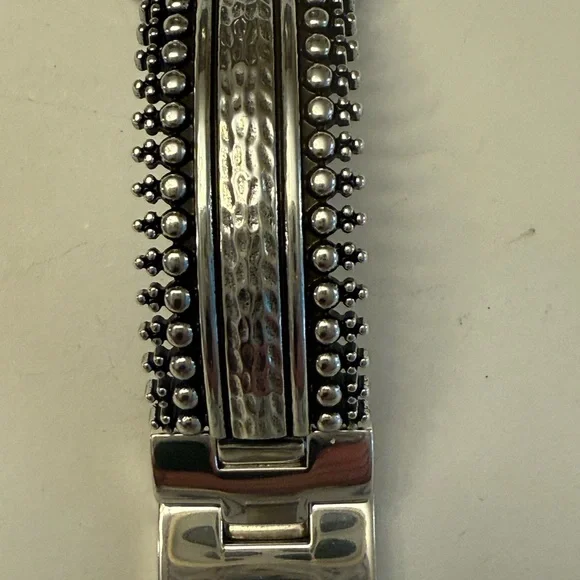 Brighton Telluride Cuff Watch
WONDERFUL GIFT!!!!! - Picture 12 of 16